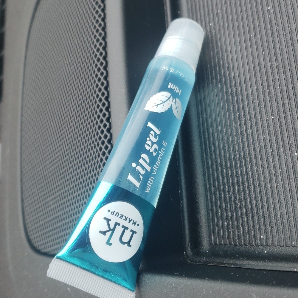 Lip gloss gel New mint nk makeup vitamin e Lippie